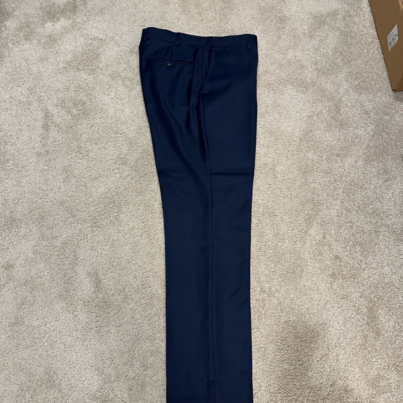 Suitsupply Bird’s Eye Sienna Suit - Picture 9 of 13